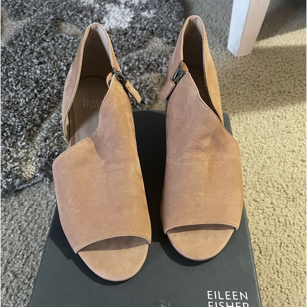 EILEEN FISHER